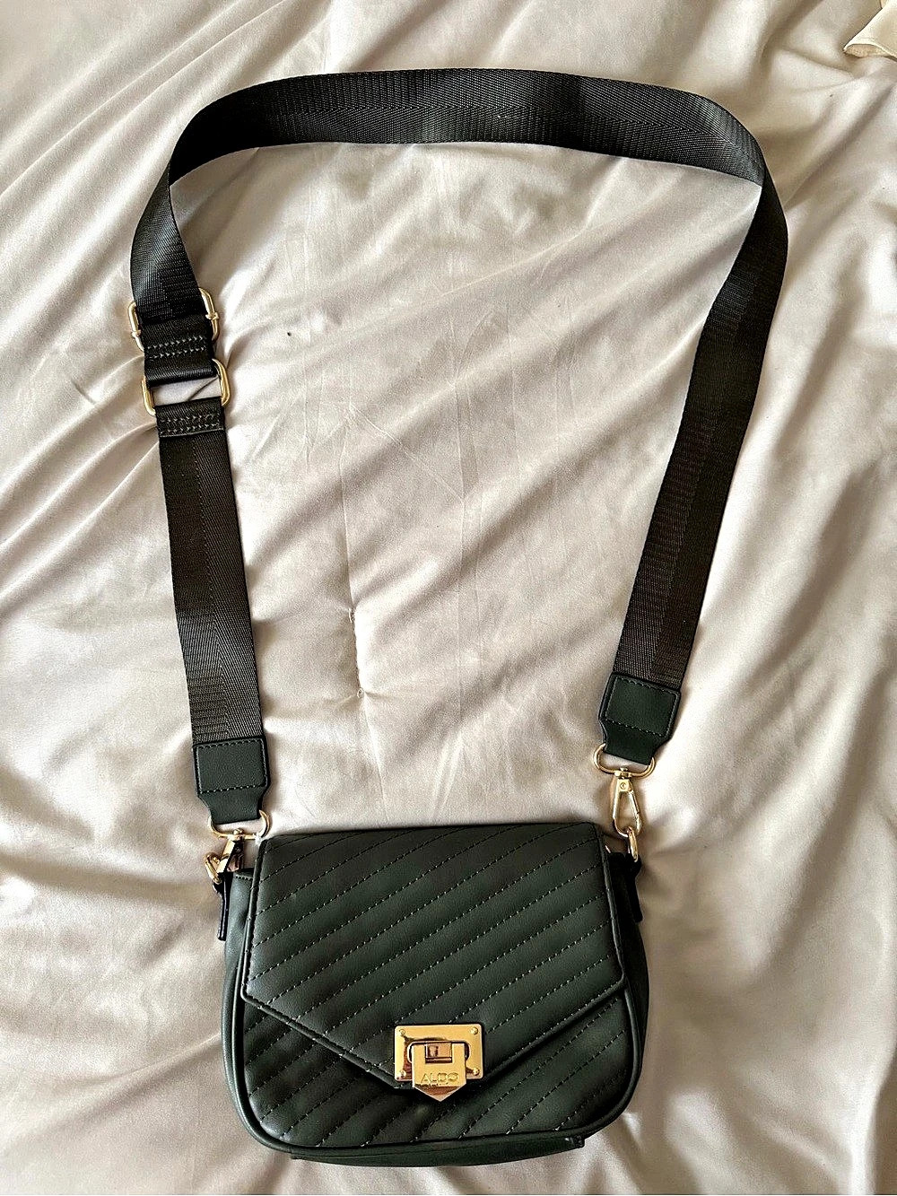 ALDO Quilted Crossbody Bag in Green